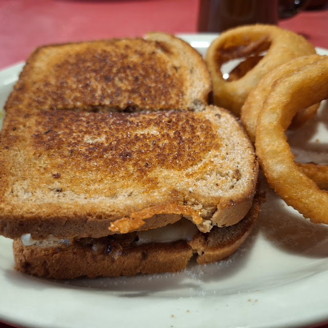 Patty Melt & Onion Rings