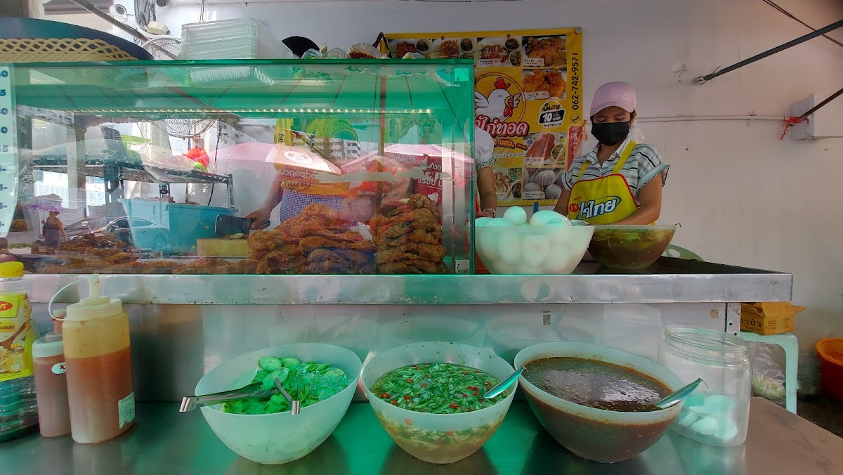 ข้าวไก่ทอดประตู 2 Fried Chicken