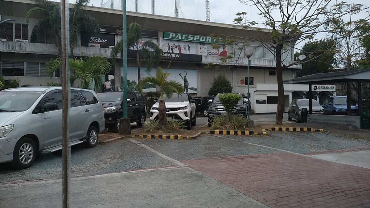 24 Chicken City Golf Pasig