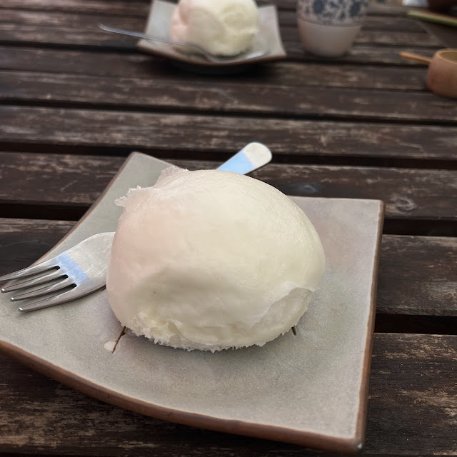 Black Sesame Bun