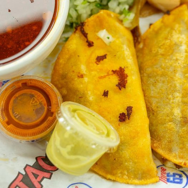 Bánh Xèo