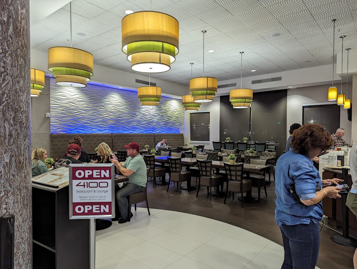 4100 Restaurant & Lounge