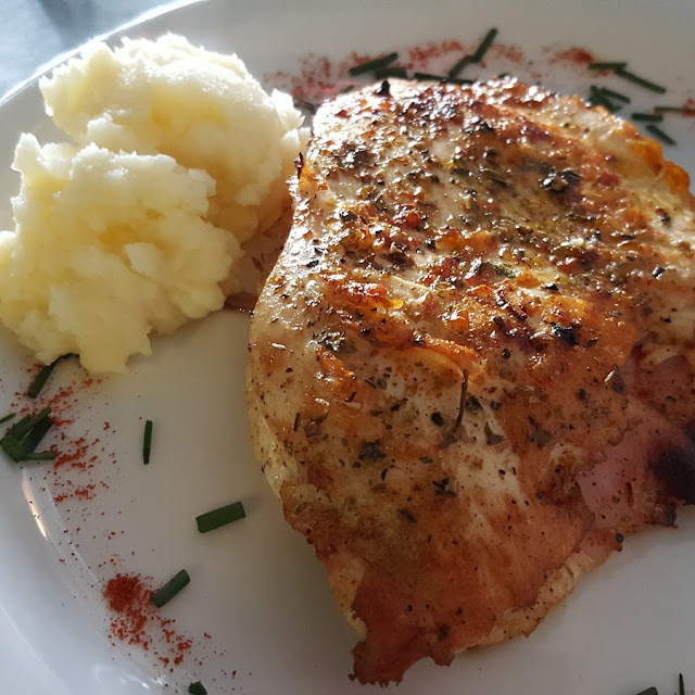 Pollo Relleno Con Puré de Papas