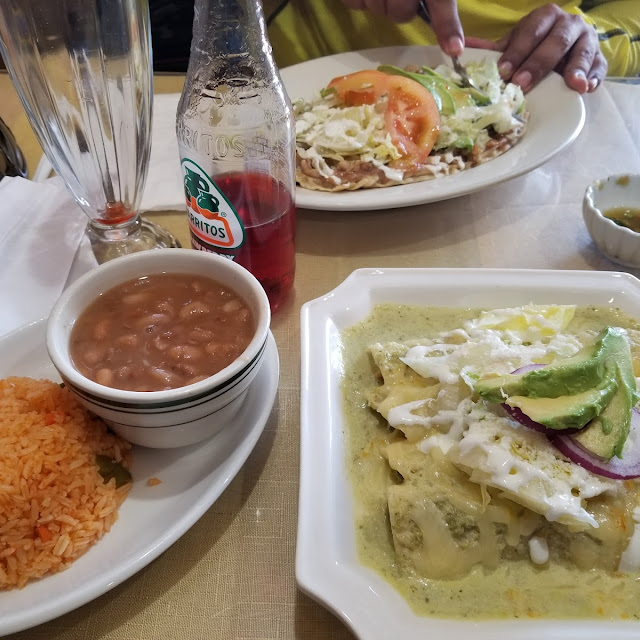 Enchiladas En Salsa Verde