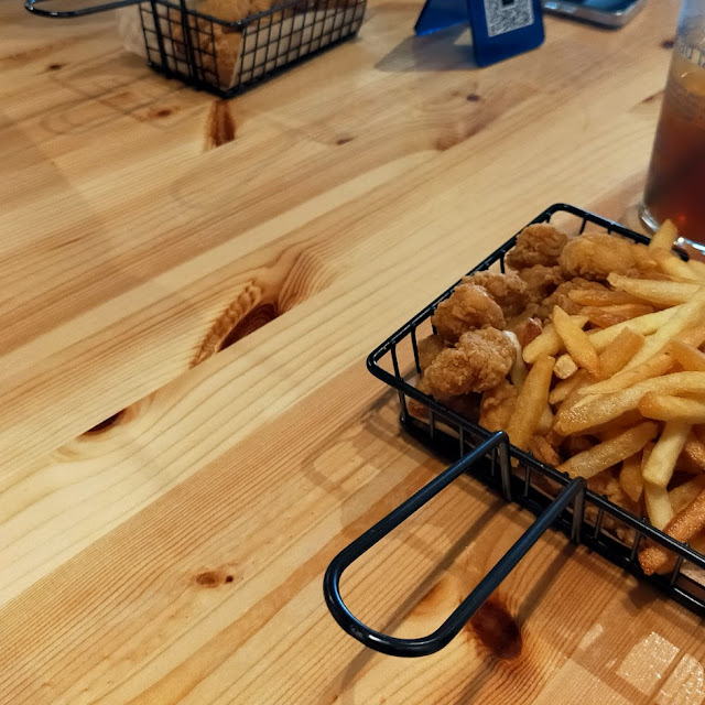 Fries and Popcorn Chicken