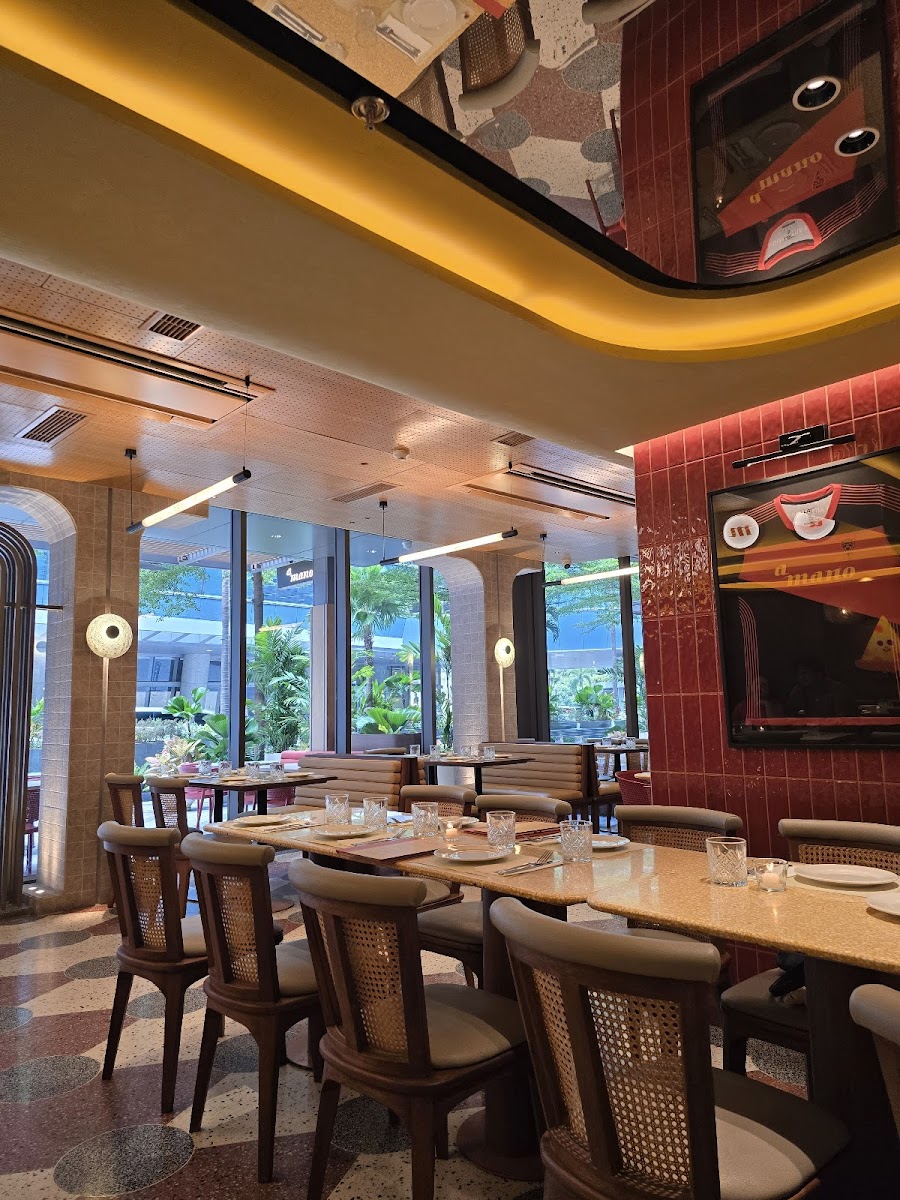 a mano EDSA Shangri-La