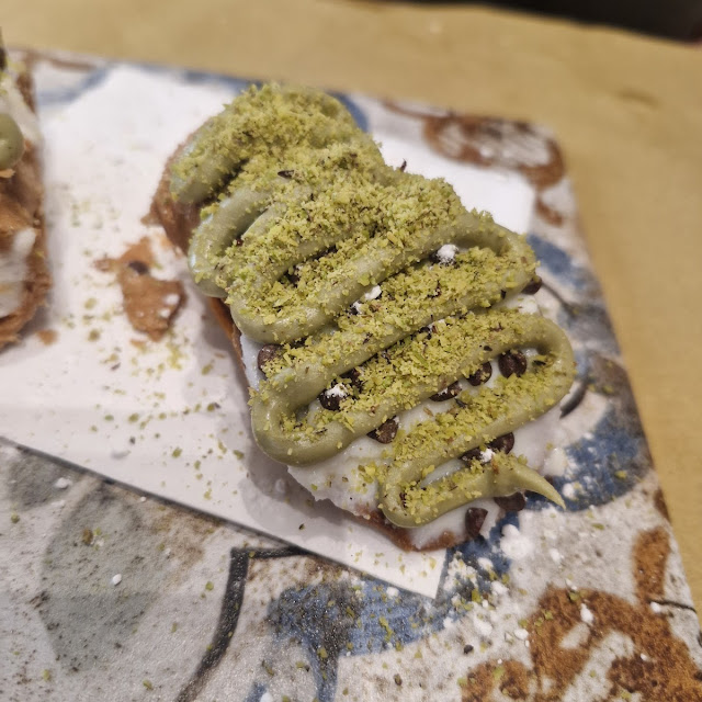 Cannoli Con Pistacho