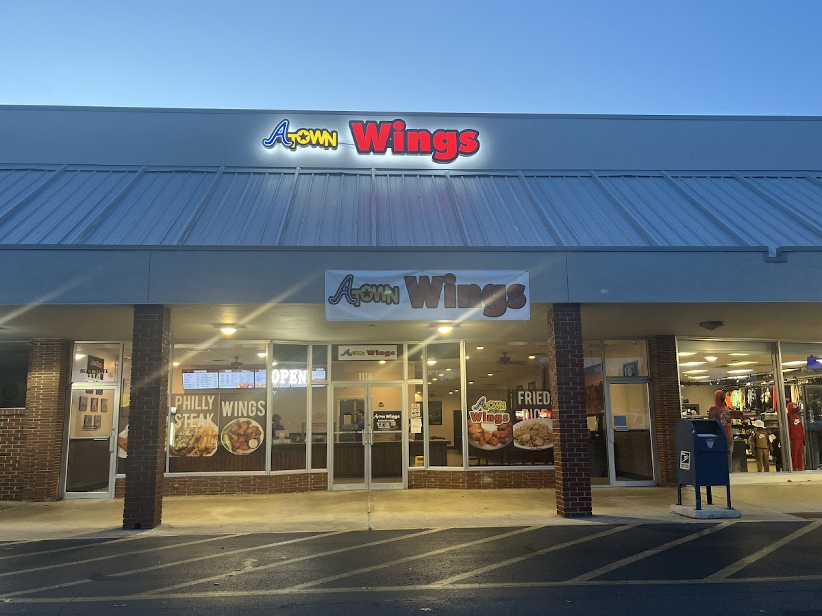 A Town Wings - Gainesville