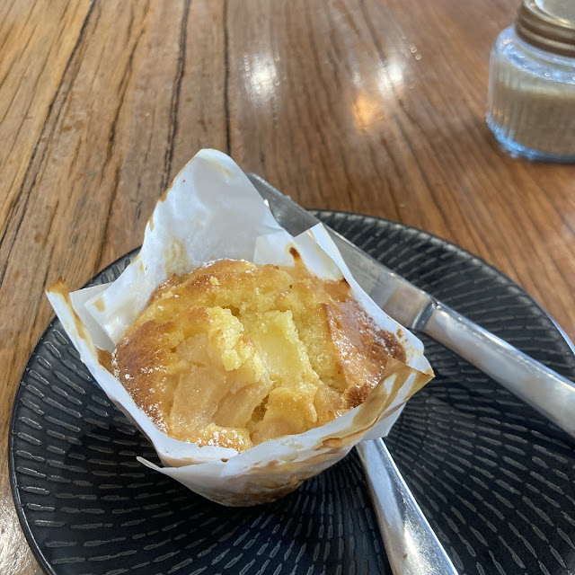 Pear Muffin