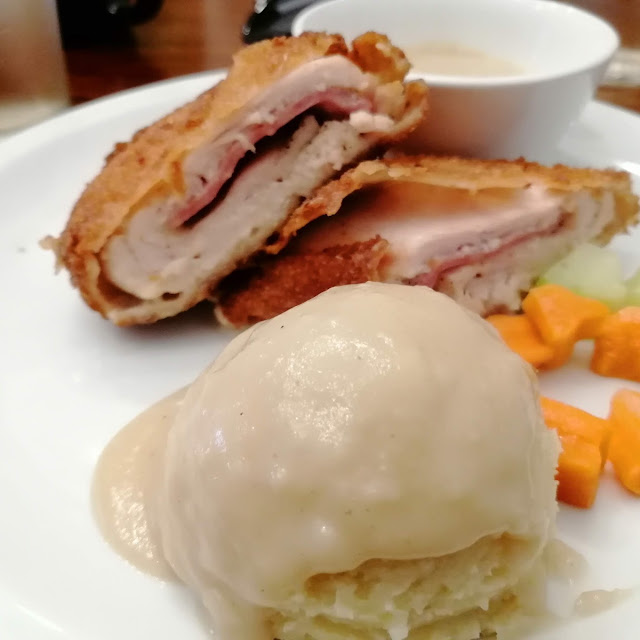 Chicken Cordon Bleu