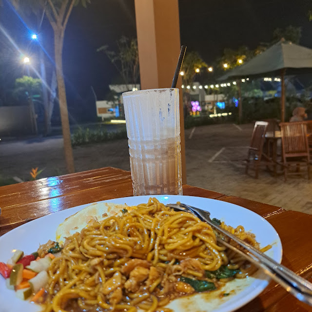 Mie Goreng Kampoeng