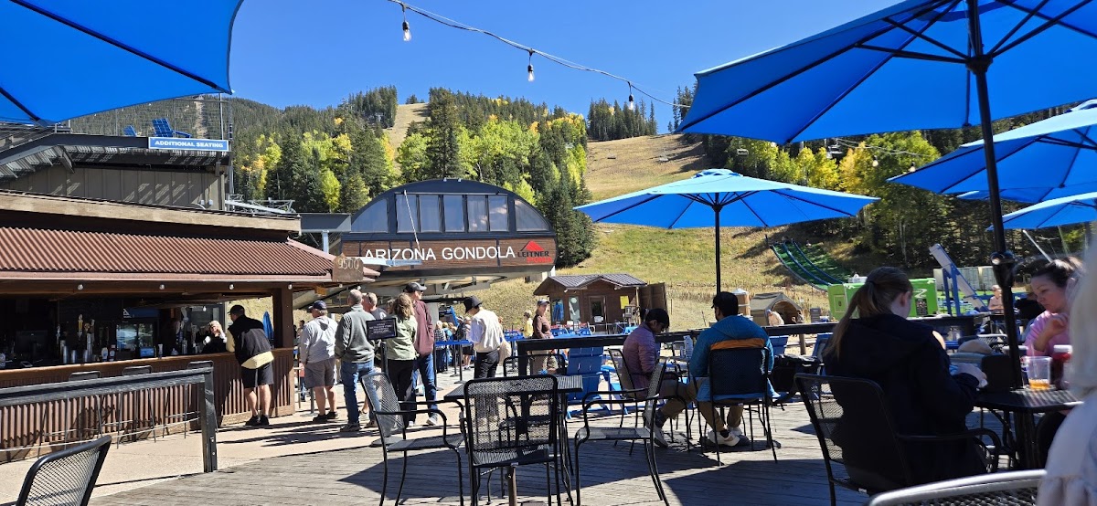 Agassiz Lodge & Restaurant