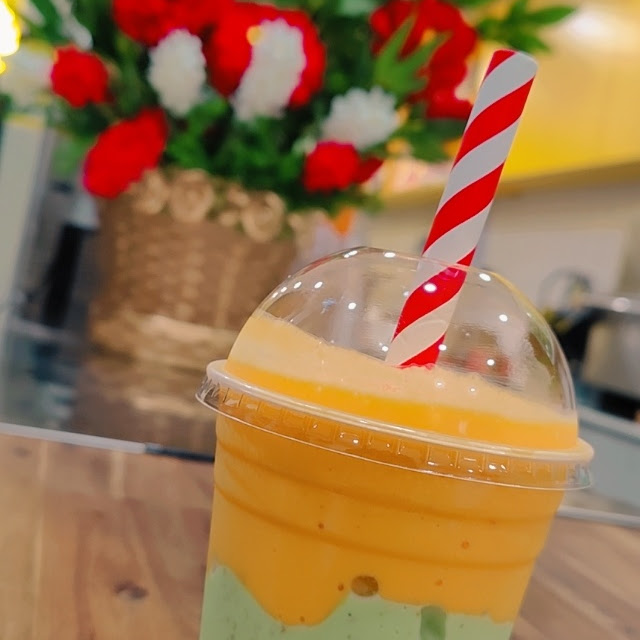 Mango Pistachio Mixed Shake
