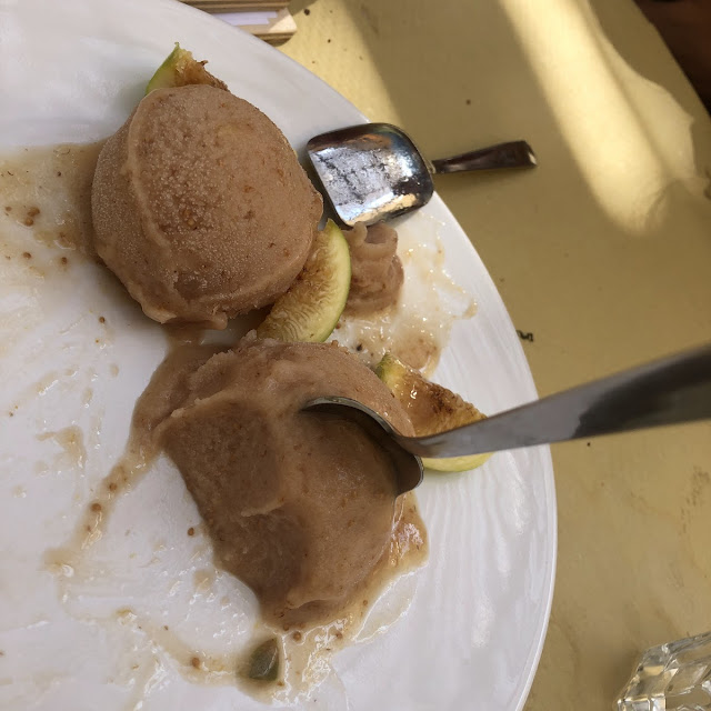 Almonds Ice Cream