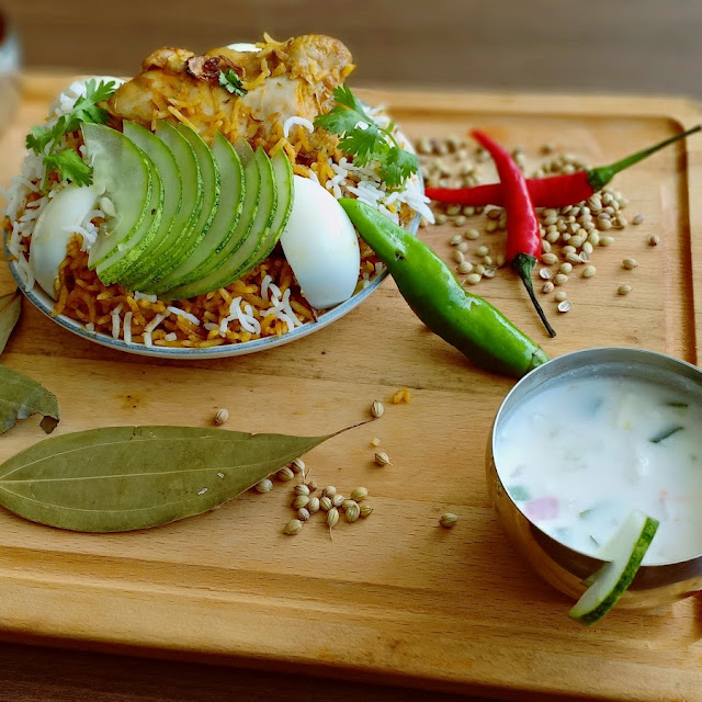 Yakhni Chicken Biryani