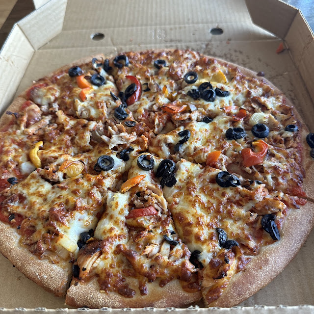 Tandoori Chicken Pizza