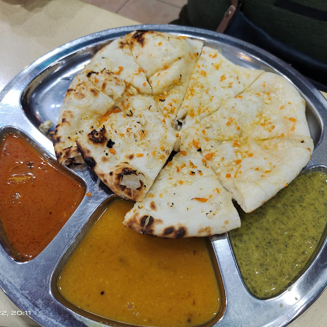 Garlic Naan