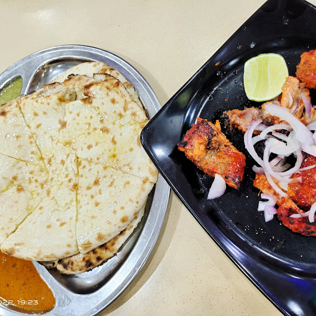 Cheese Naan & Tandoori Chicken
