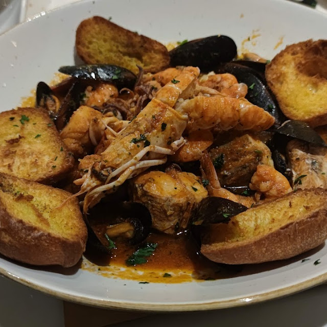 Zuppa Di Pesce