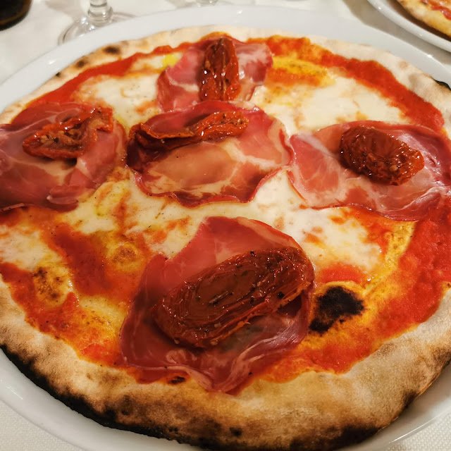 Pizza Al Capocollo Di Martina