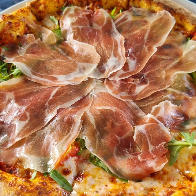 Prosciutto Pizza