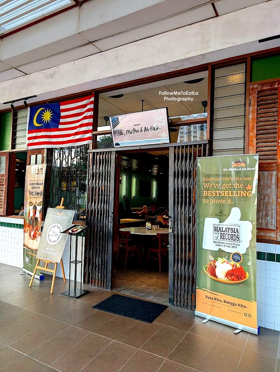Ali, Muthu & Ah Hock @ SS15 Subang Jaya