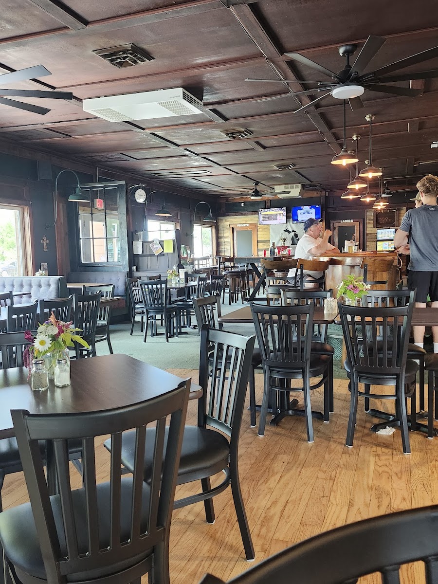 Ali's UpNorth Food and Spirits