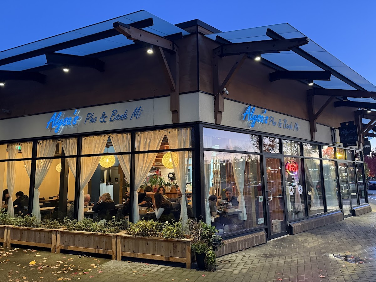 Alysa's Pho and Banh Mi (Broadmead Branch)