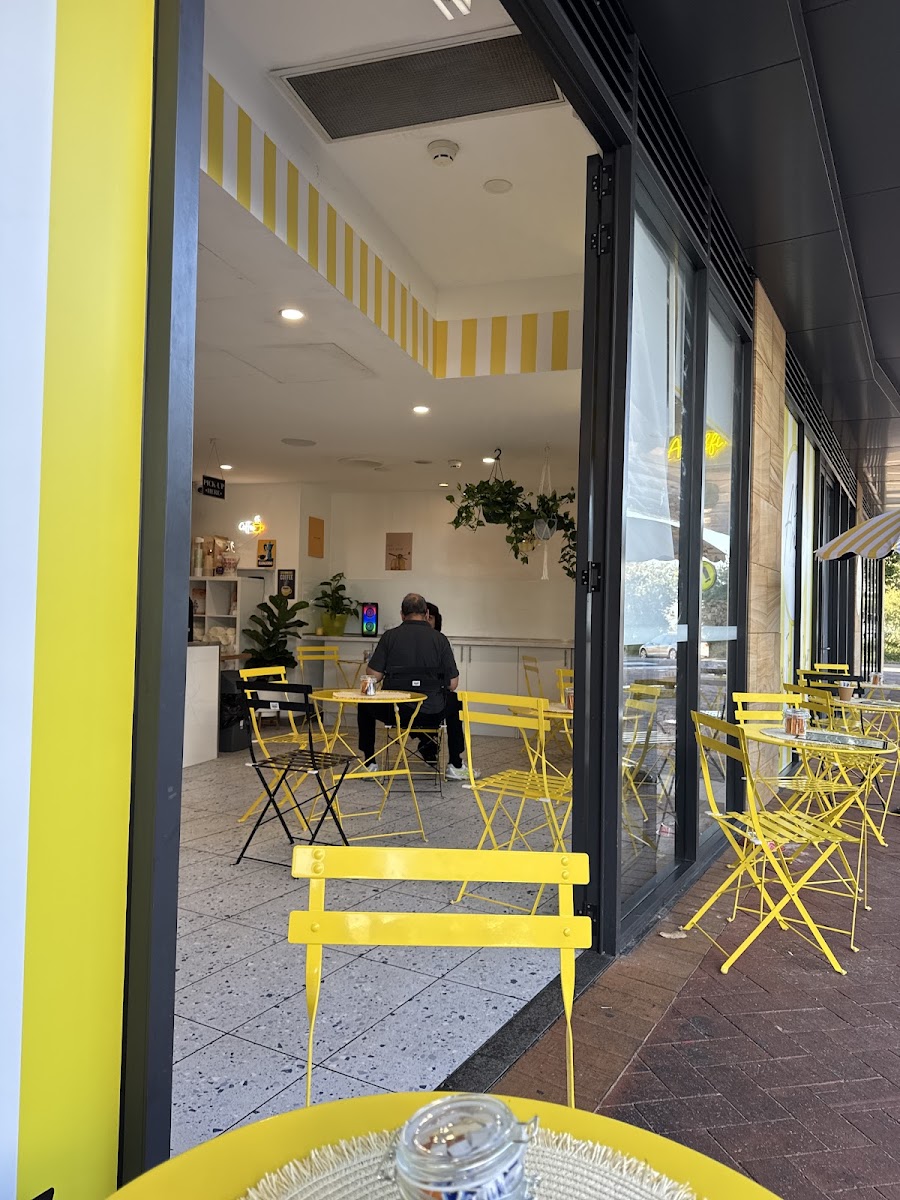 Amalfi Gelato & Pizza Bar