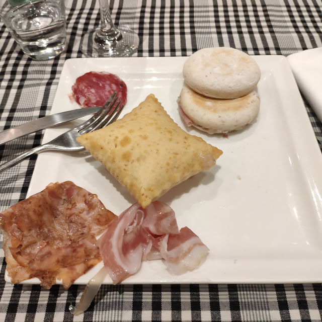 Gnocco Fritto E Tigelle