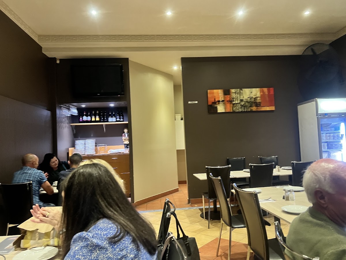 Amicis Pizzeria Ristorante