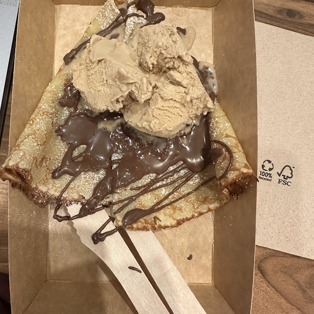 Chocolate Crepe