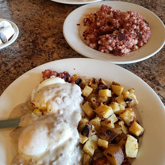 Eggs Benedict with Corned Beef