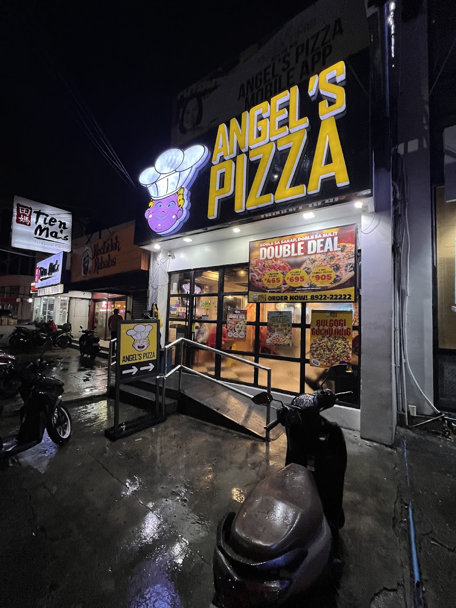 Angel's Pizza - Makati