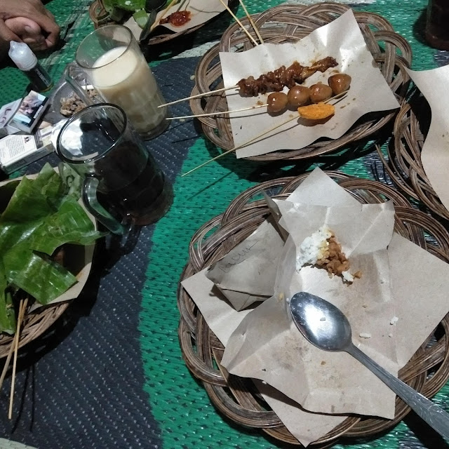 Nasi Bakar with Sate