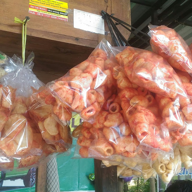 Keripik Singkong Dan Makaroni