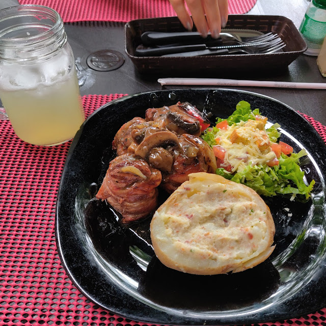 Montadita de Res O Pollo