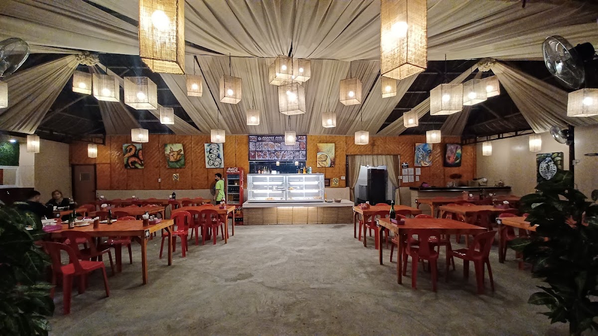 Annies and Laydz Manokan & Seafood Restaurant - Oton 2