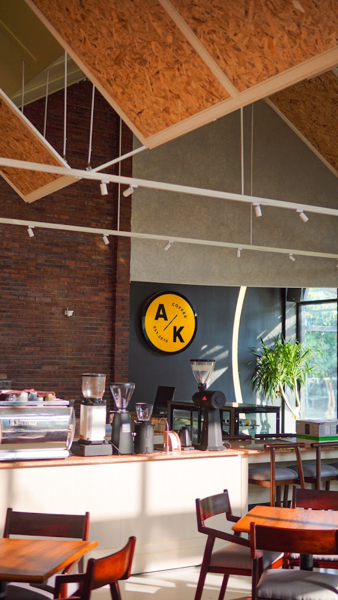Antarakata Coffee, Solo