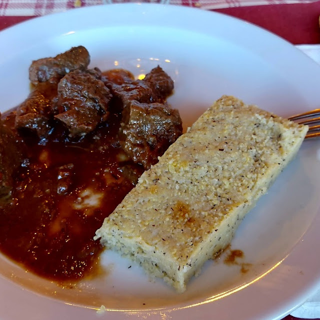 Brasato Di Cervo Con Polenta