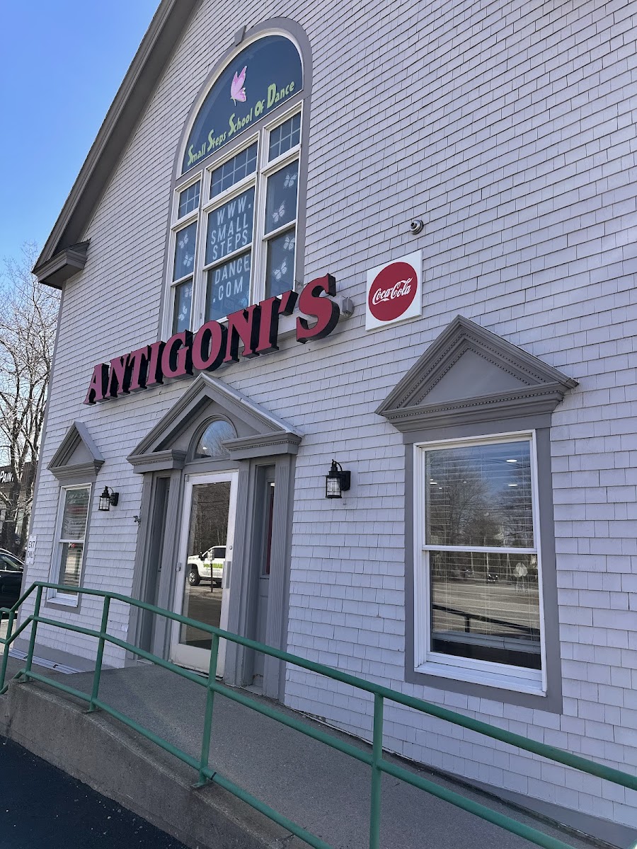 Antigoni’s Pizza Scarborough