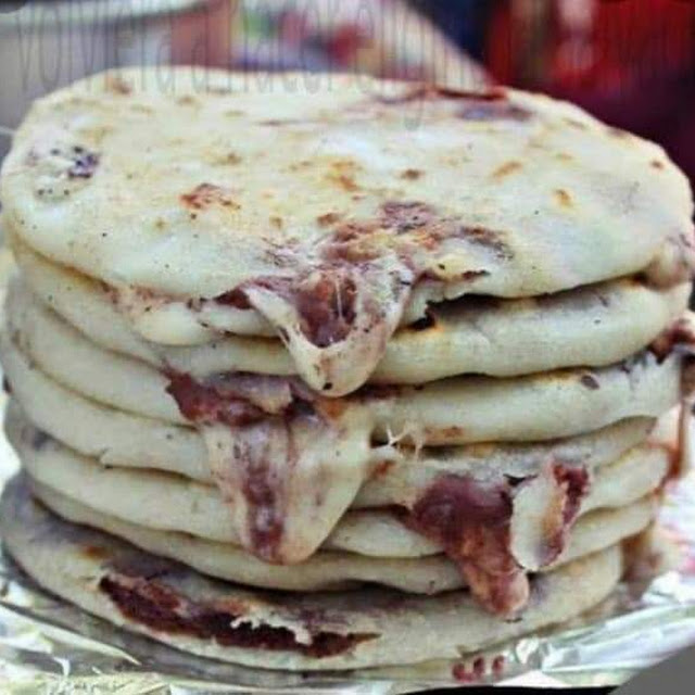 Pupusas Rebuelas T