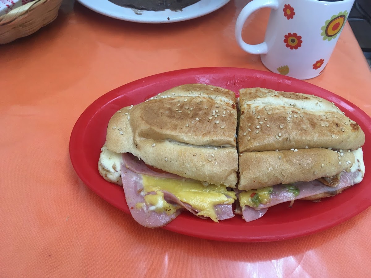 Antojitos May