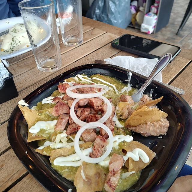 Arrachera Con Chilaquiles