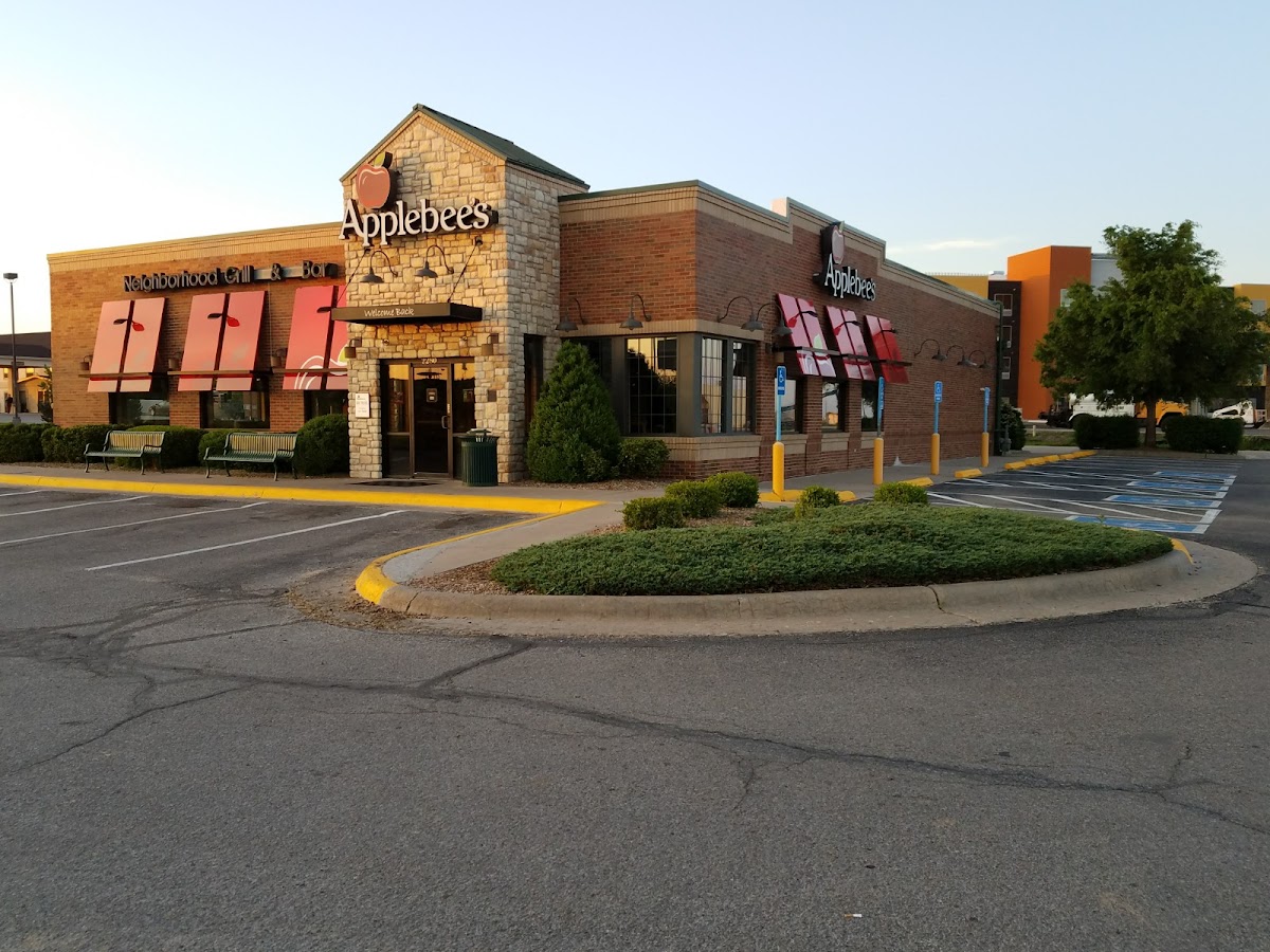 Applebee's Grill + Bar