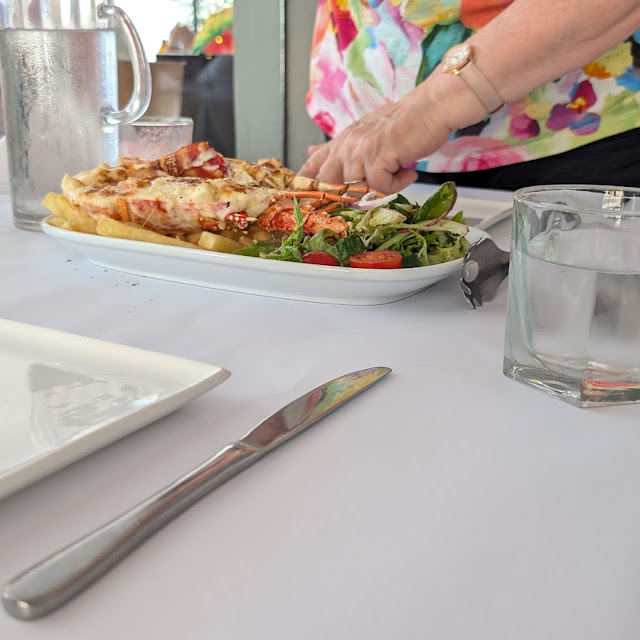Lobster Mornay