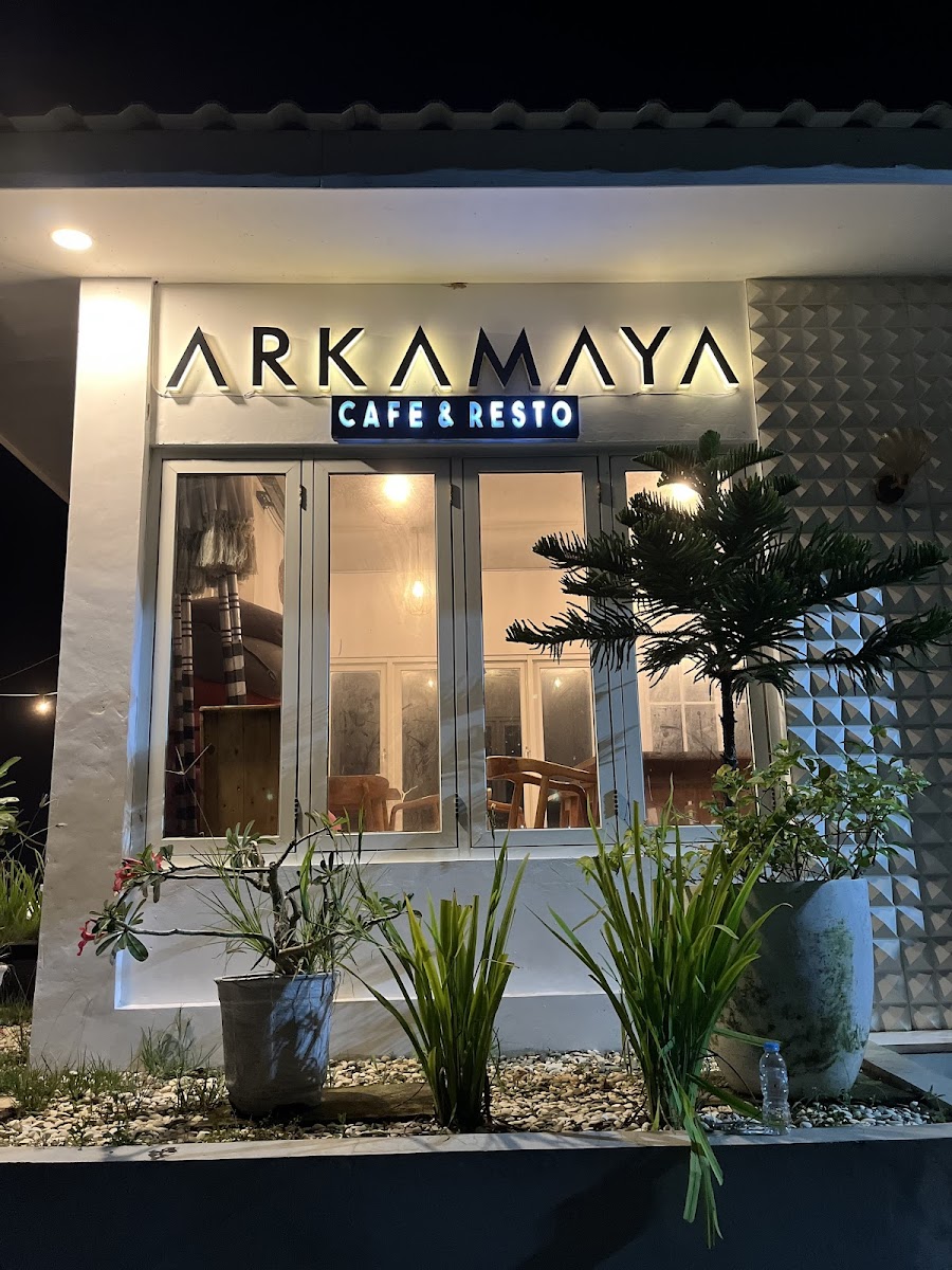 Arkamaya Cafe