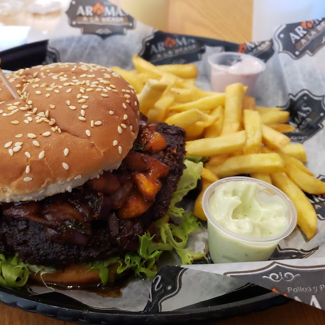 Lomo Saltado Burger