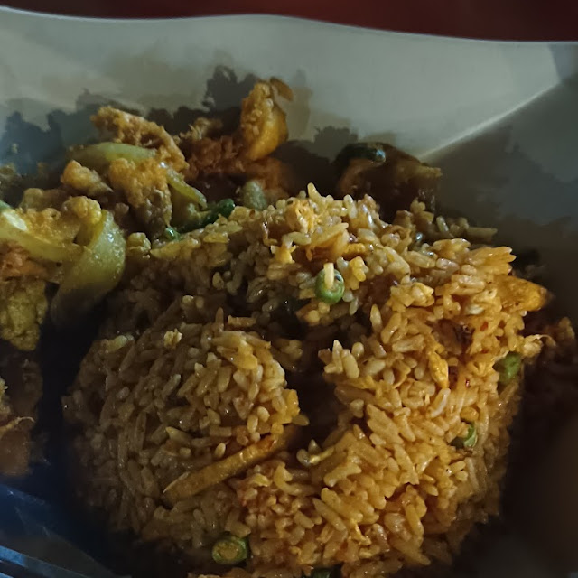 Nasi Goreng Ayam Kunyit