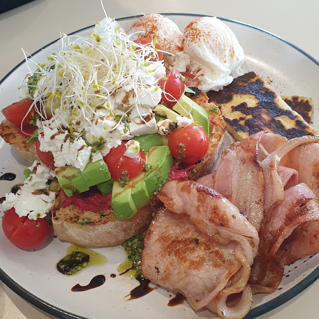 Sides of Bacon and Haloumi